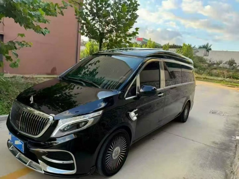 潍坊17年奔驰威霆2