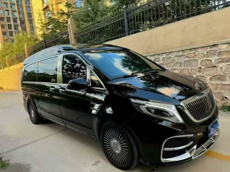 潍坊17年奔驰威霆3