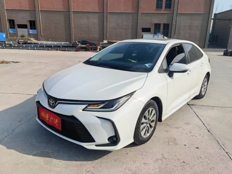 青岛22年丰田卡罗拉2