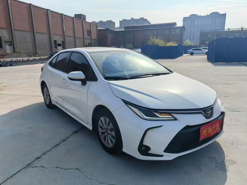 青岛22年丰田卡罗拉3