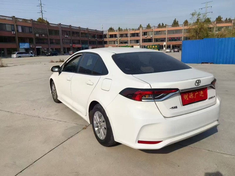 青岛22年丰田卡罗拉8