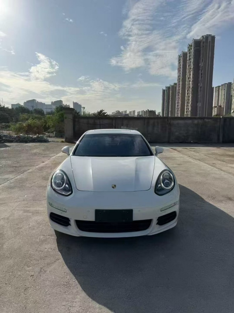 绍兴14年保时捷帕拉梅拉1