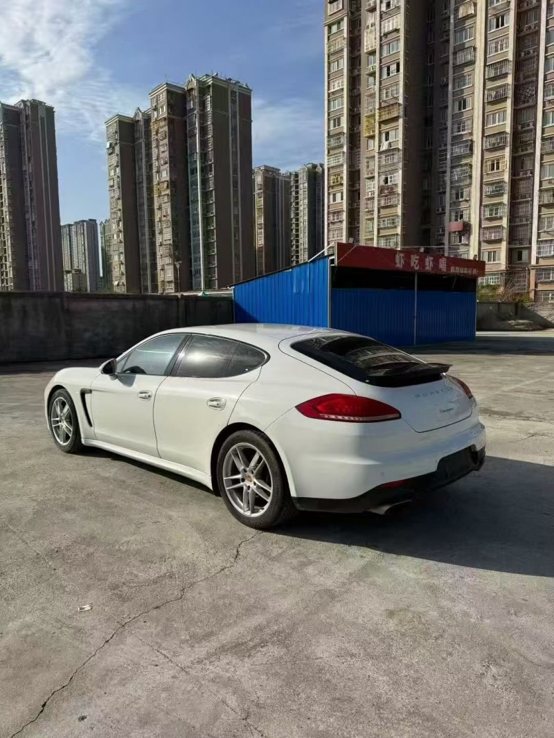 绍兴14年保时捷帕拉梅拉7