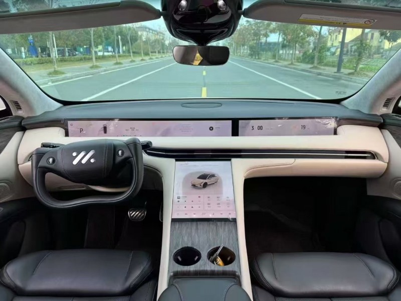 南通25年智己LS75