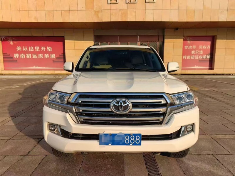 双鸭山13年丰田兰德酷路泽1