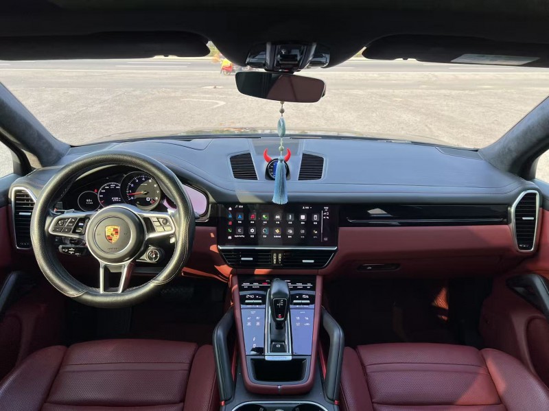 盐城22年保时捷卡宴7