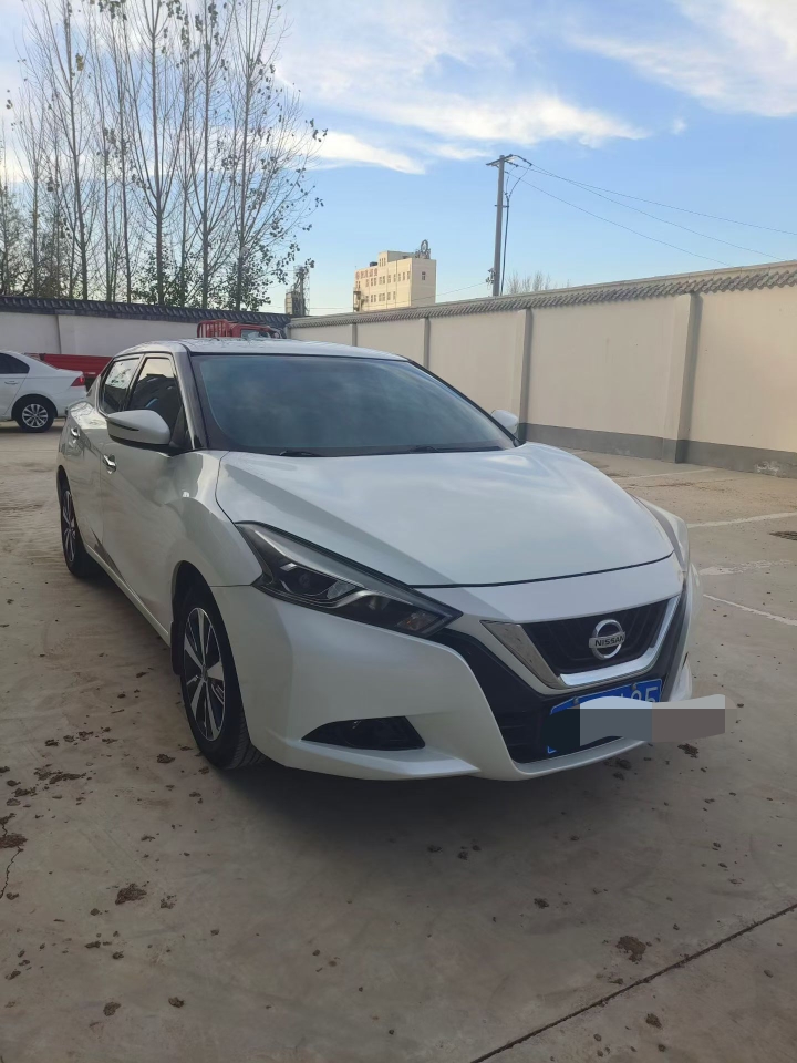 邯郸18年日产蓝鸟3