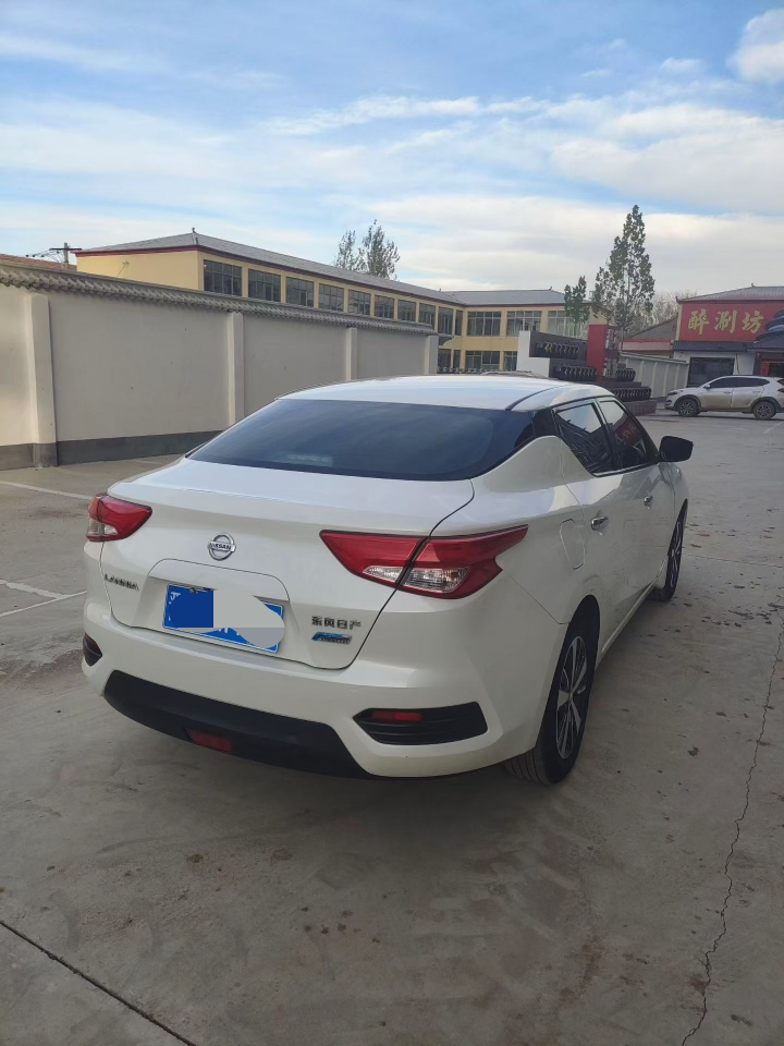 邯郸18年日产蓝鸟4
