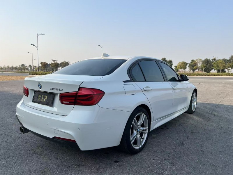 盐城18年宝马3系8