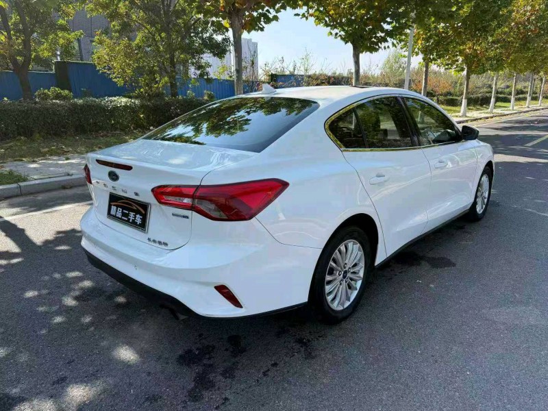 徐州19年福特福克斯4