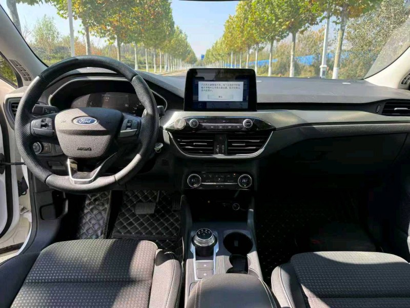 徐州19年福特福克斯7