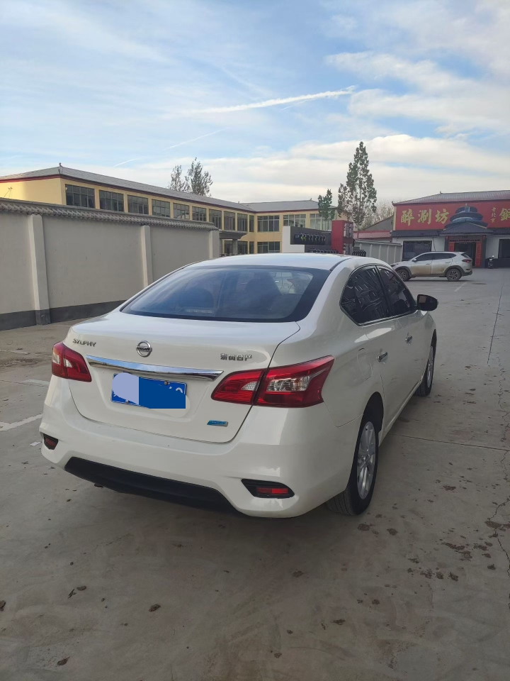 邯郸19年日产轩逸3