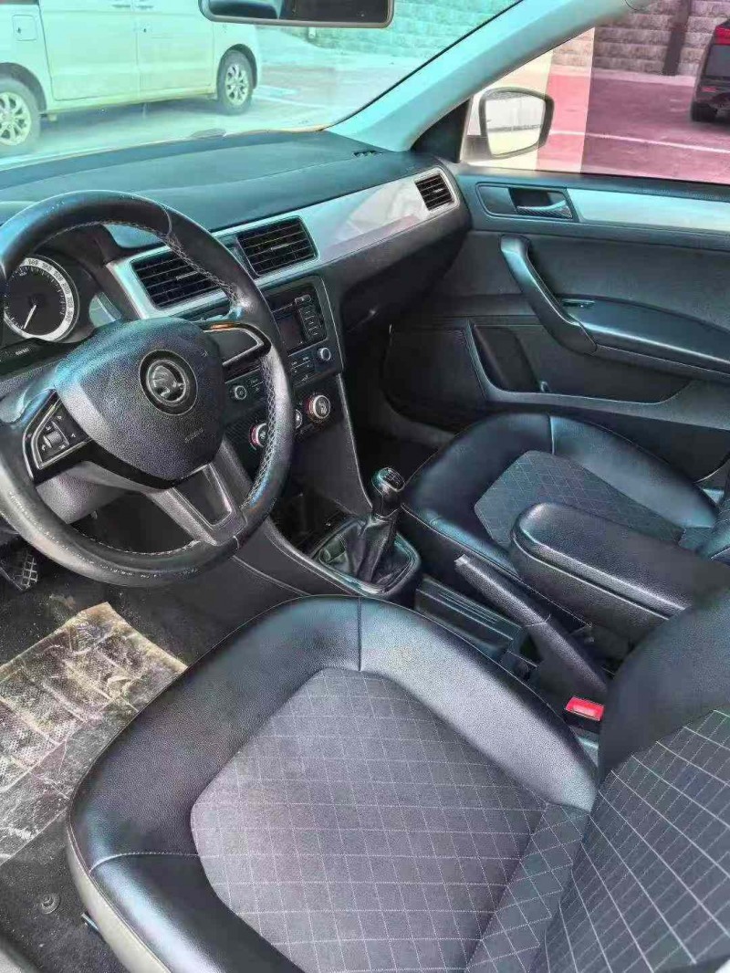 邯郸18年斯柯达昕锐3