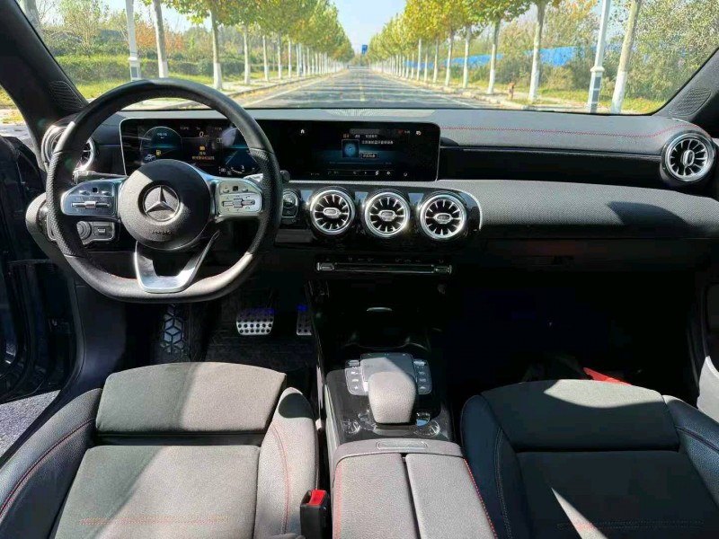 徐州20年奔驰CLA7