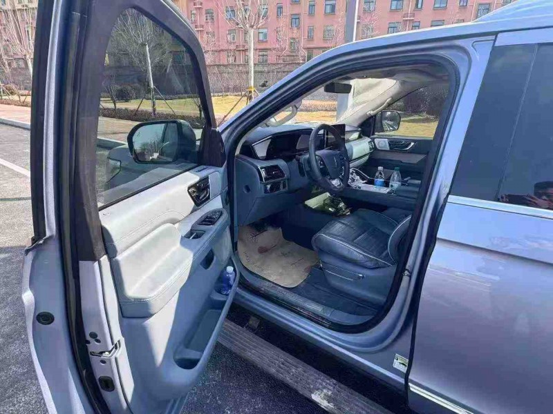 临沂19年林肯领航员5