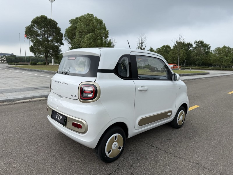 盐城25年奔腾小马7