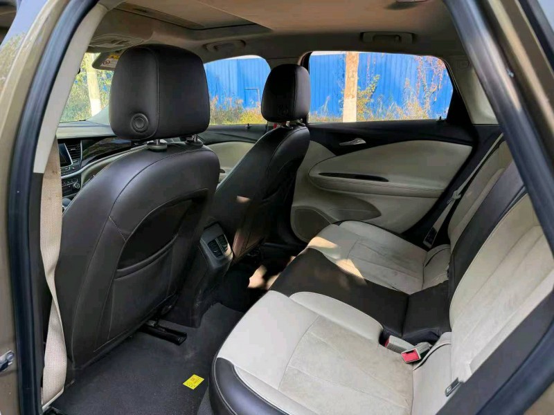 徐州16年别克威朗8