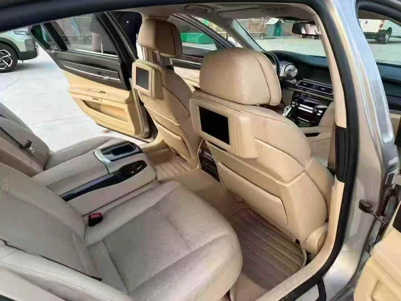 徐州12年宝马7系5