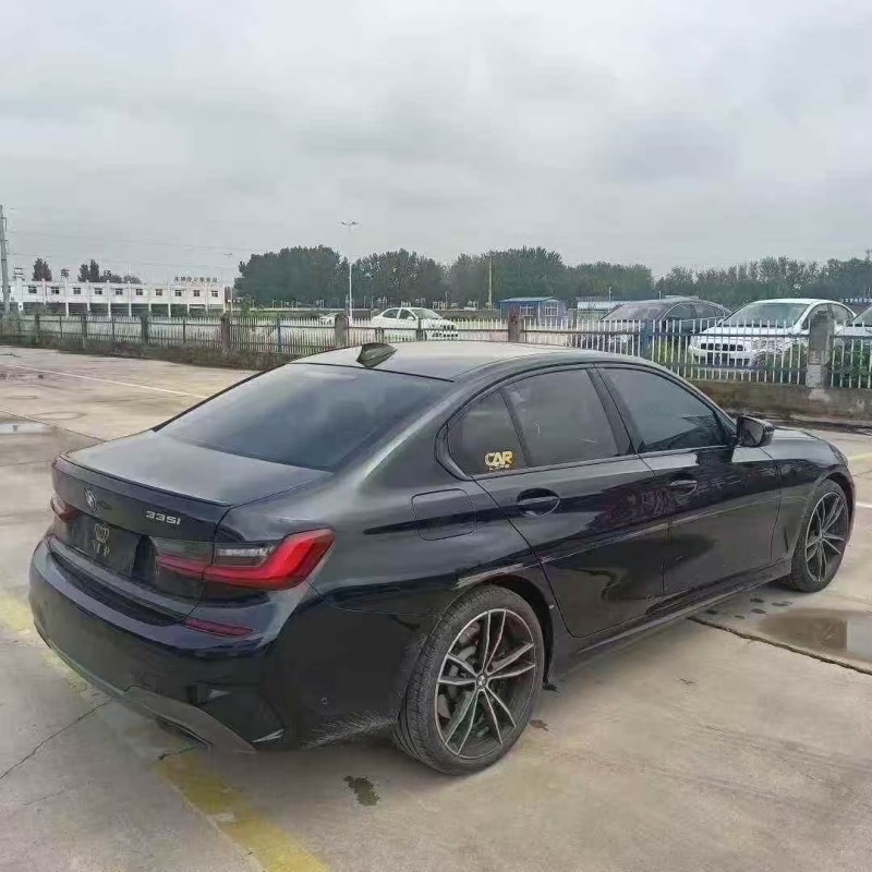 菏泽22年宝马3系8