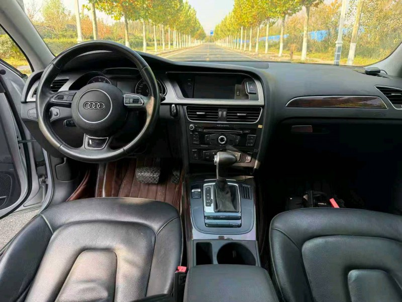 徐州13年奥迪A4L7