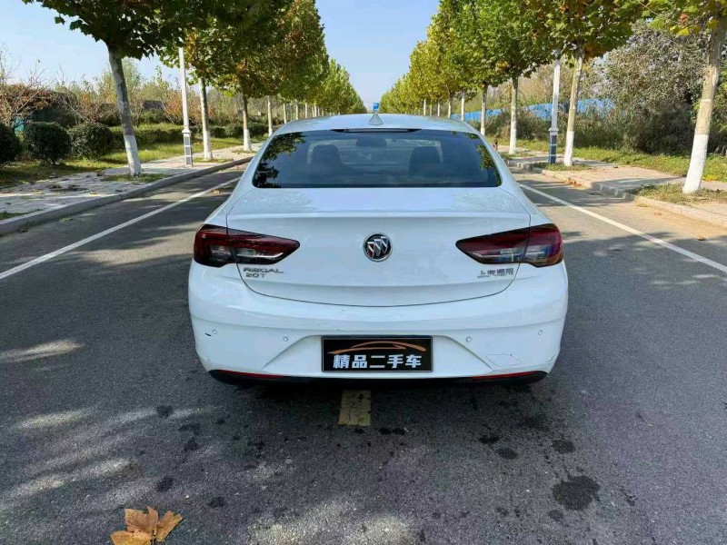 徐州19年别克君威5