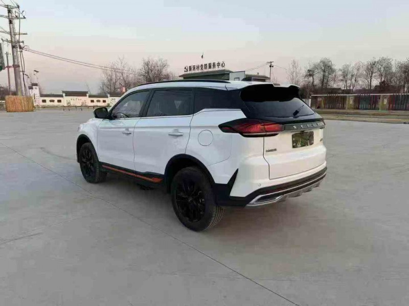 徐州22年吉利博越7