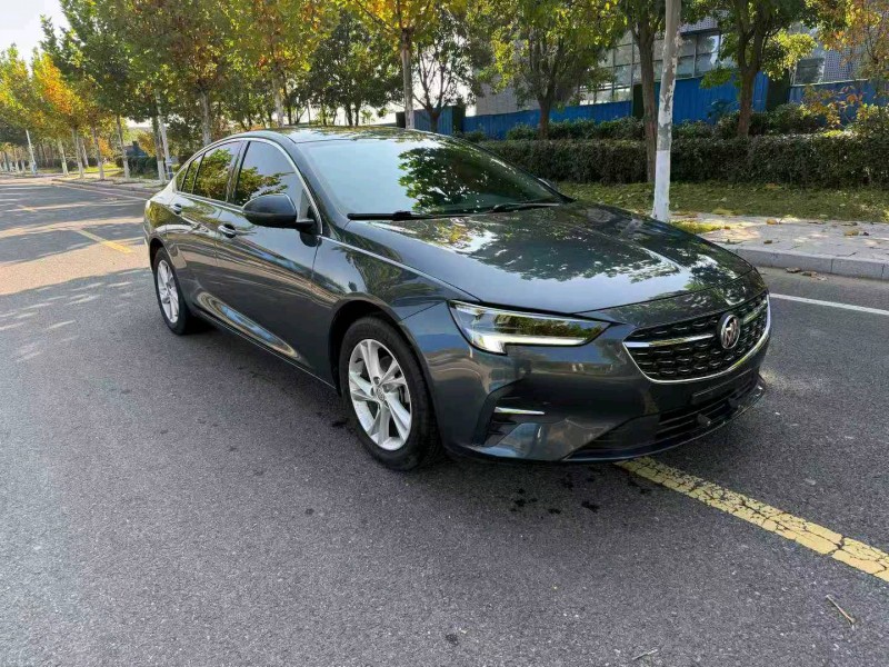 徐州21年别克君威2