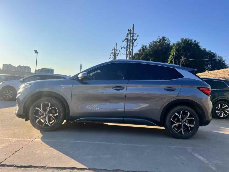 郑州23年比亚迪元3