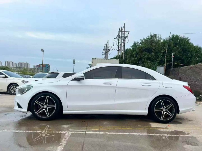 郑州16年奔驰CLA3