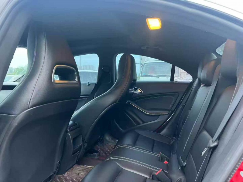 郑州16年奔驰CLA5