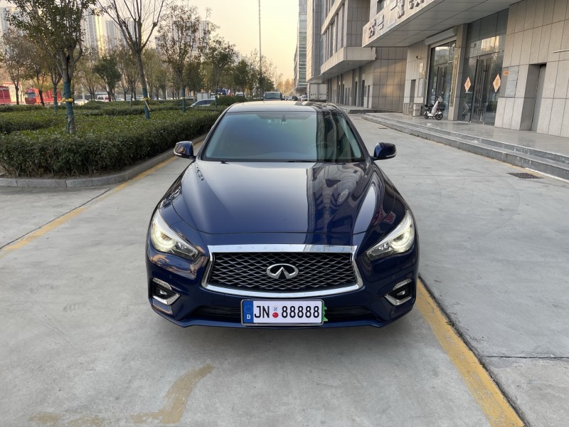 济宁18年英菲尼迪Q50L1