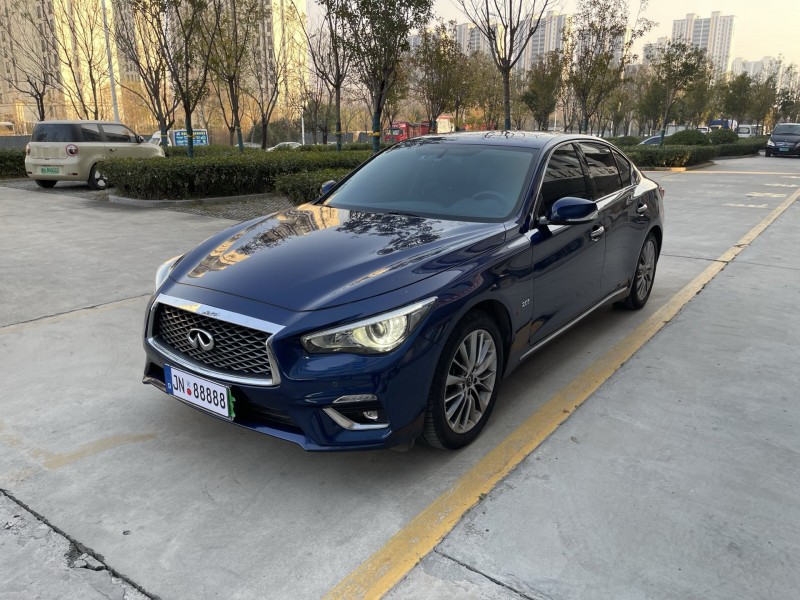 济宁18年英菲尼迪Q50L3