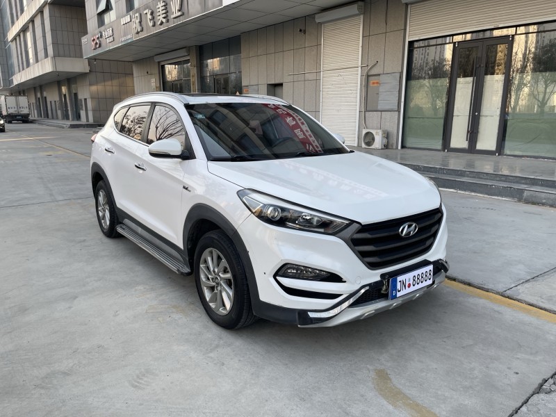 济宁16年现代途胜2