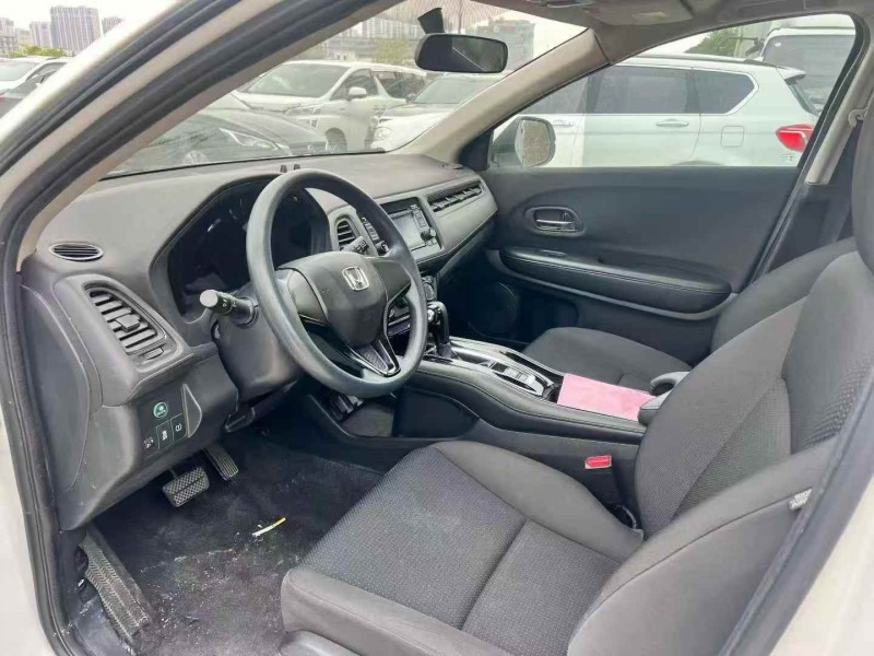 郑州21年本田缤智6