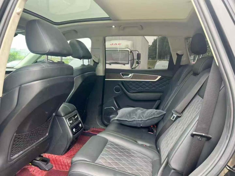 郑州20年红旗HS78