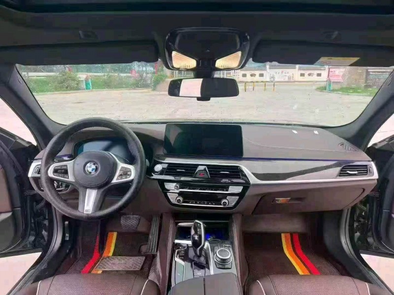 徐州22年宝马5系4