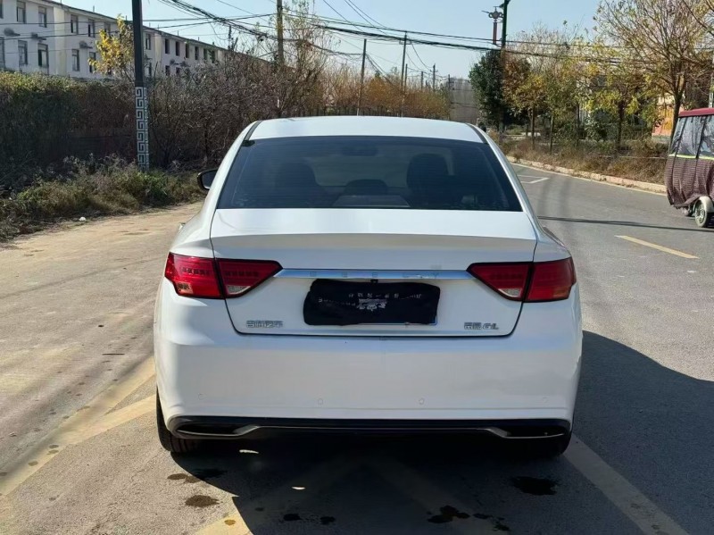 新乡20年吉利帝豪9