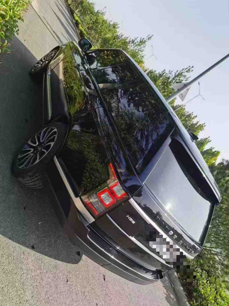 临沂18年路虎揽胜行政8