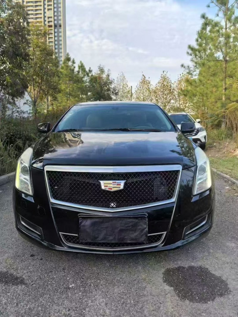 鄂州15年凯迪拉克XTS1