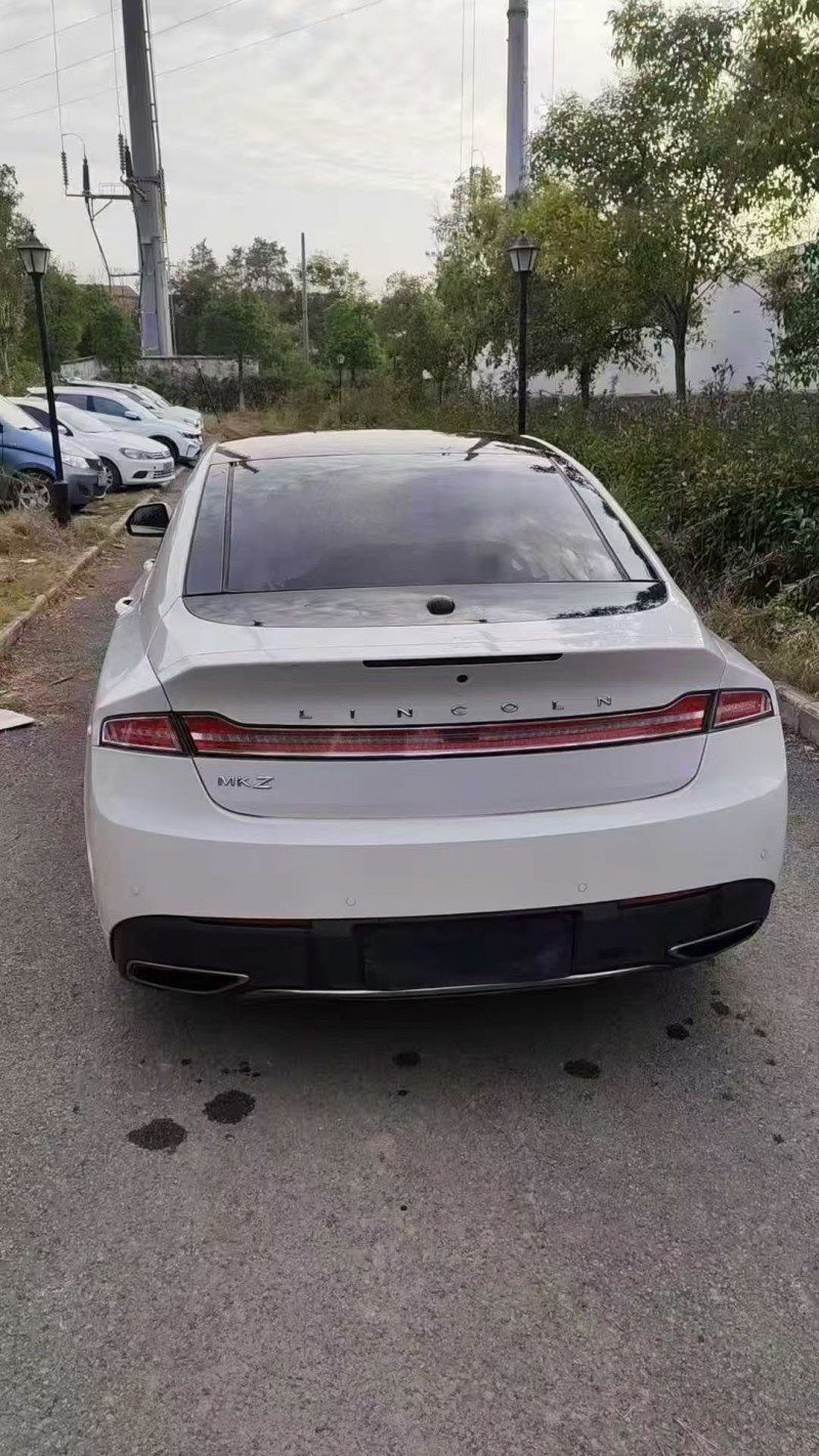 宜昌16年林肯MKZ9