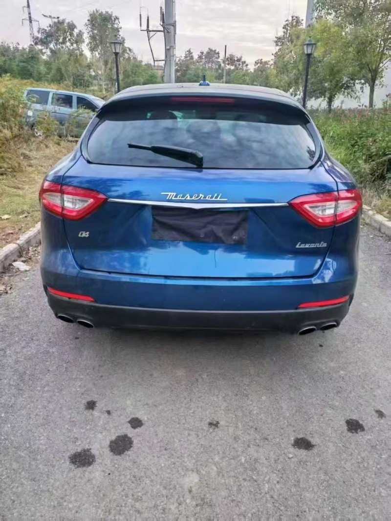 孝感18年玛莎拉蒂Levante9