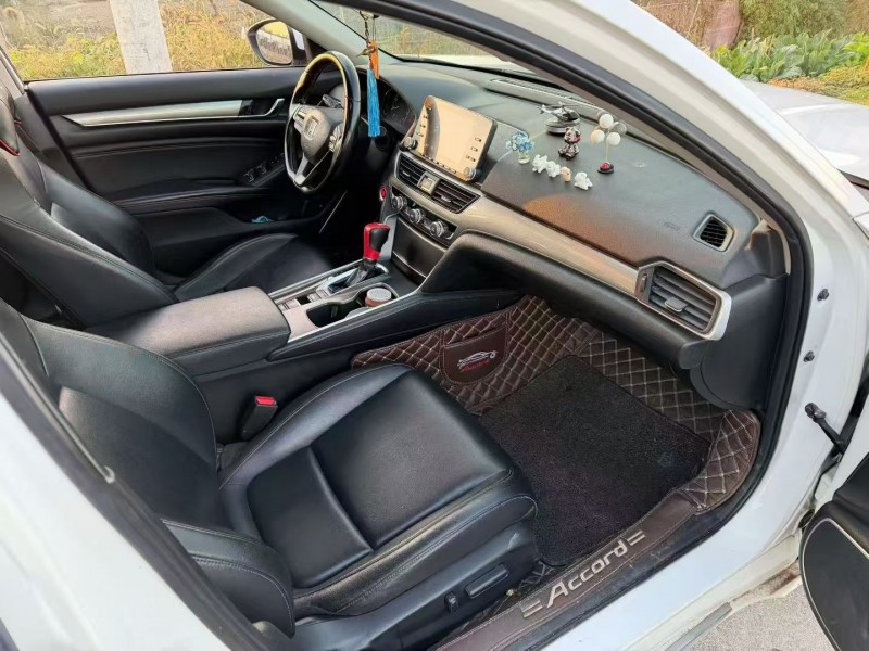 绍兴20年本田雅阁6