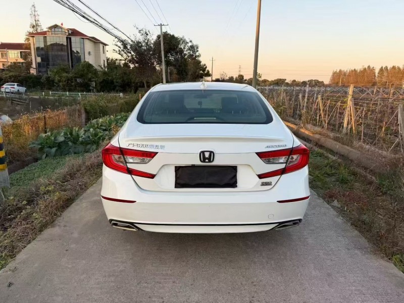 绍兴20年本田雅阁8