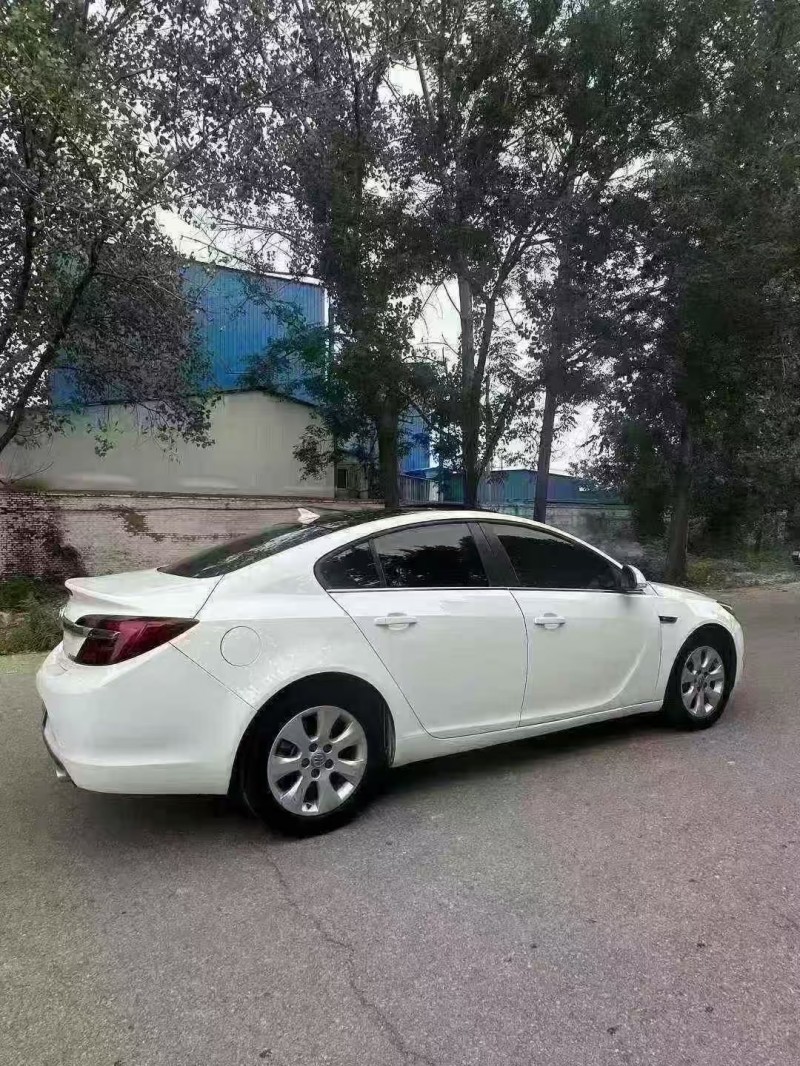 菏泽15年别克君威7