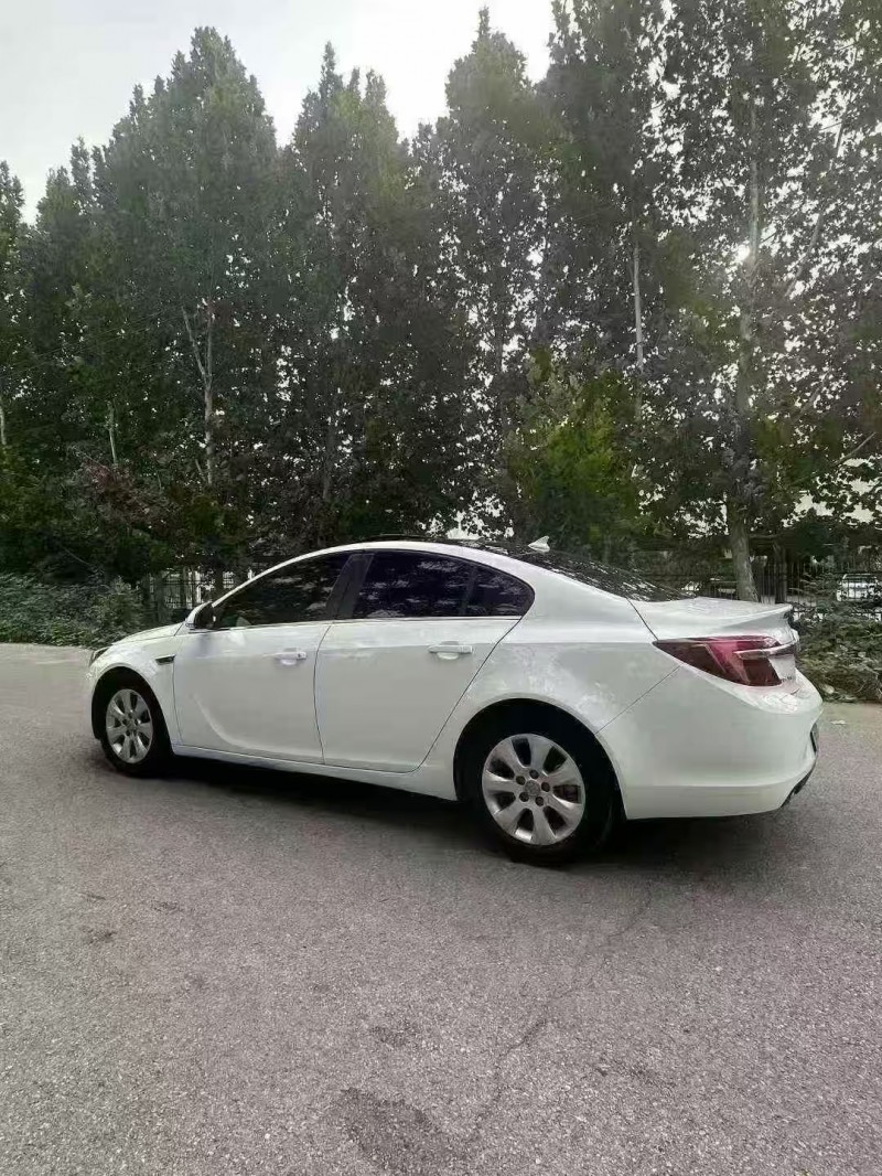 菏泽15年别克君威8