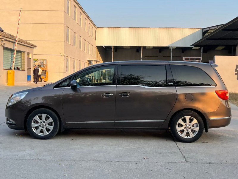 徐州16年别克GL86