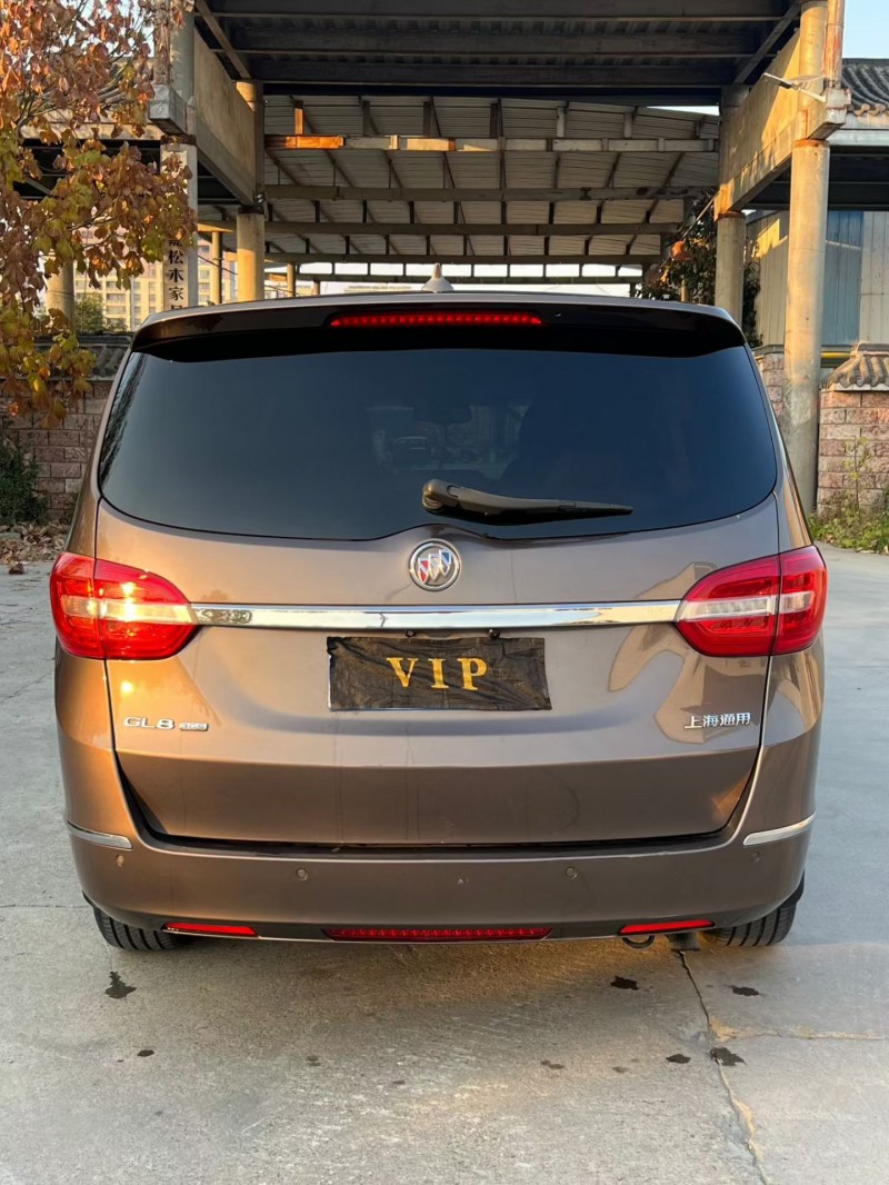 徐州16年别克GL89