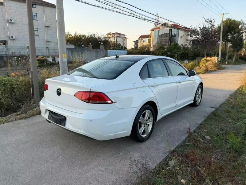 绍兴18年大众凌渡8