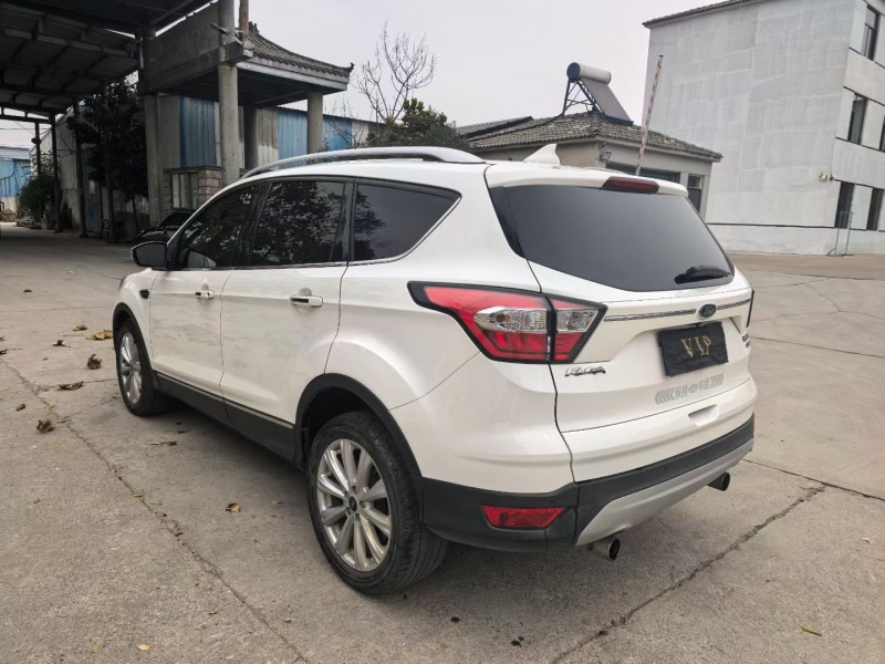 徐州17年福特翼虎8