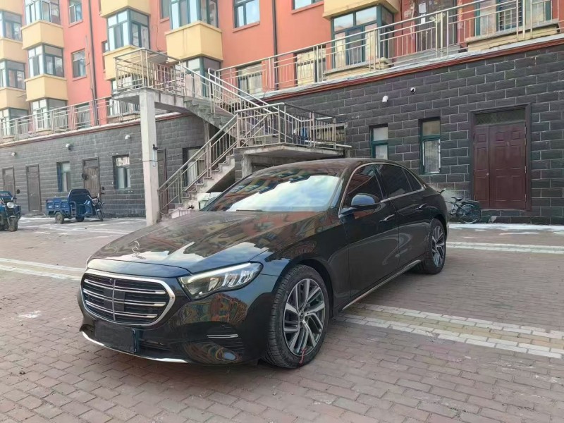 双鸭山24年奔驰E2